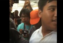 Watch Protest Leader Resist Arrest at BTS Chong Nonsi