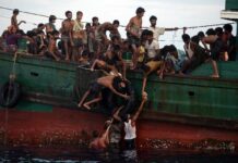 News Agency Exhibits Photos of Refugee Plight