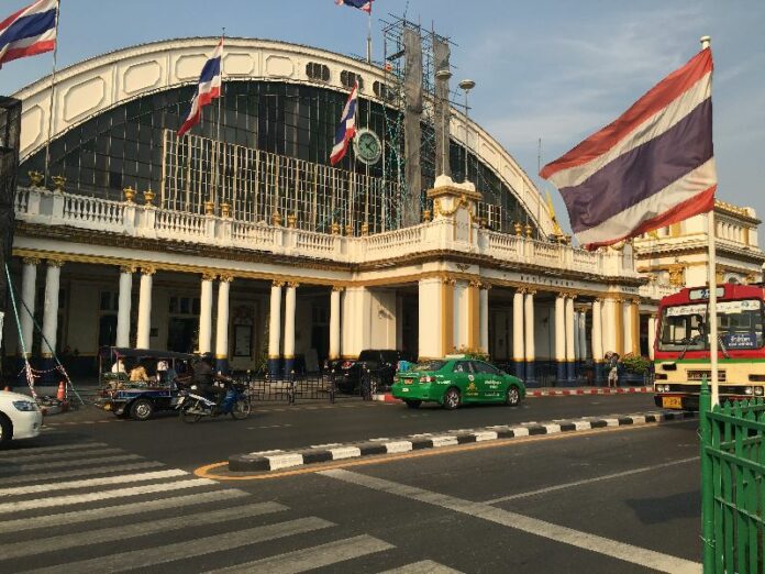File photo of Bangkok Railway Station Hua Lamphong.
