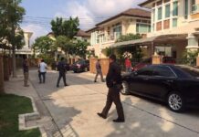 Soldiers Raid Pheu Thai Politico’s Home After He Criticizes Prayuth