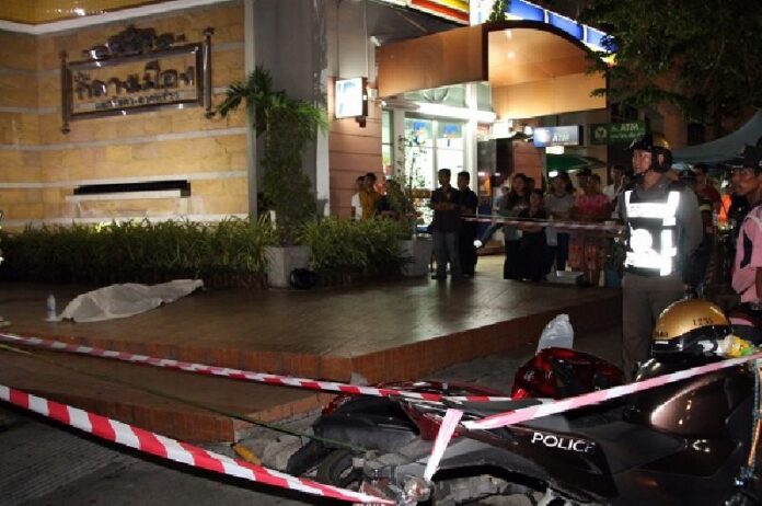 The crime scene where Narate Wangthangmee, 32, was stabbed to death in front of the Baan Klang Muang community in Bangkok’s Lat Phrao district Wednesday evening